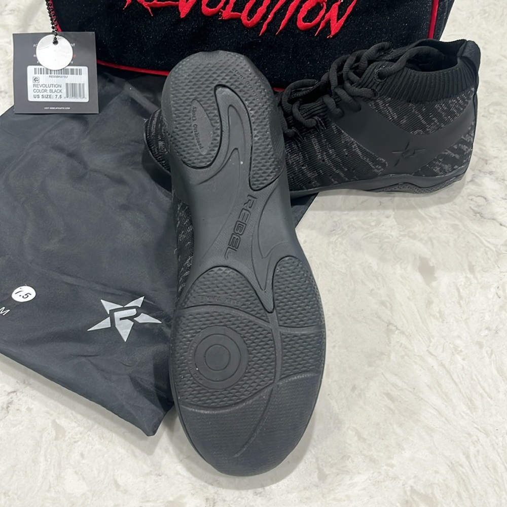 Women's Black Athletic Shoes Miss America 2025 Issued Shoes - Picture 7 of 13